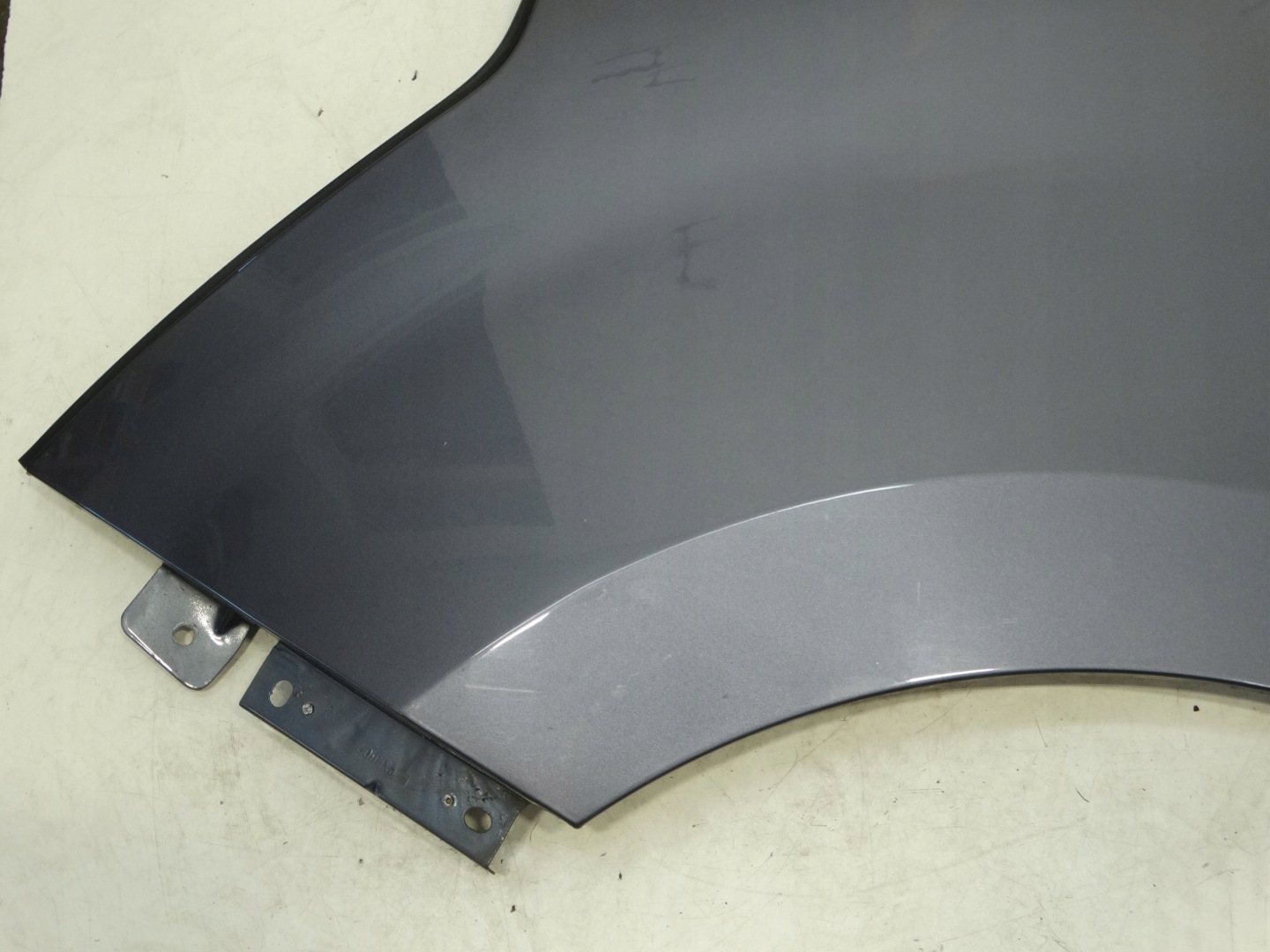 fender front left front RENAULT MASTER III KOD : TEJ47 631010018R