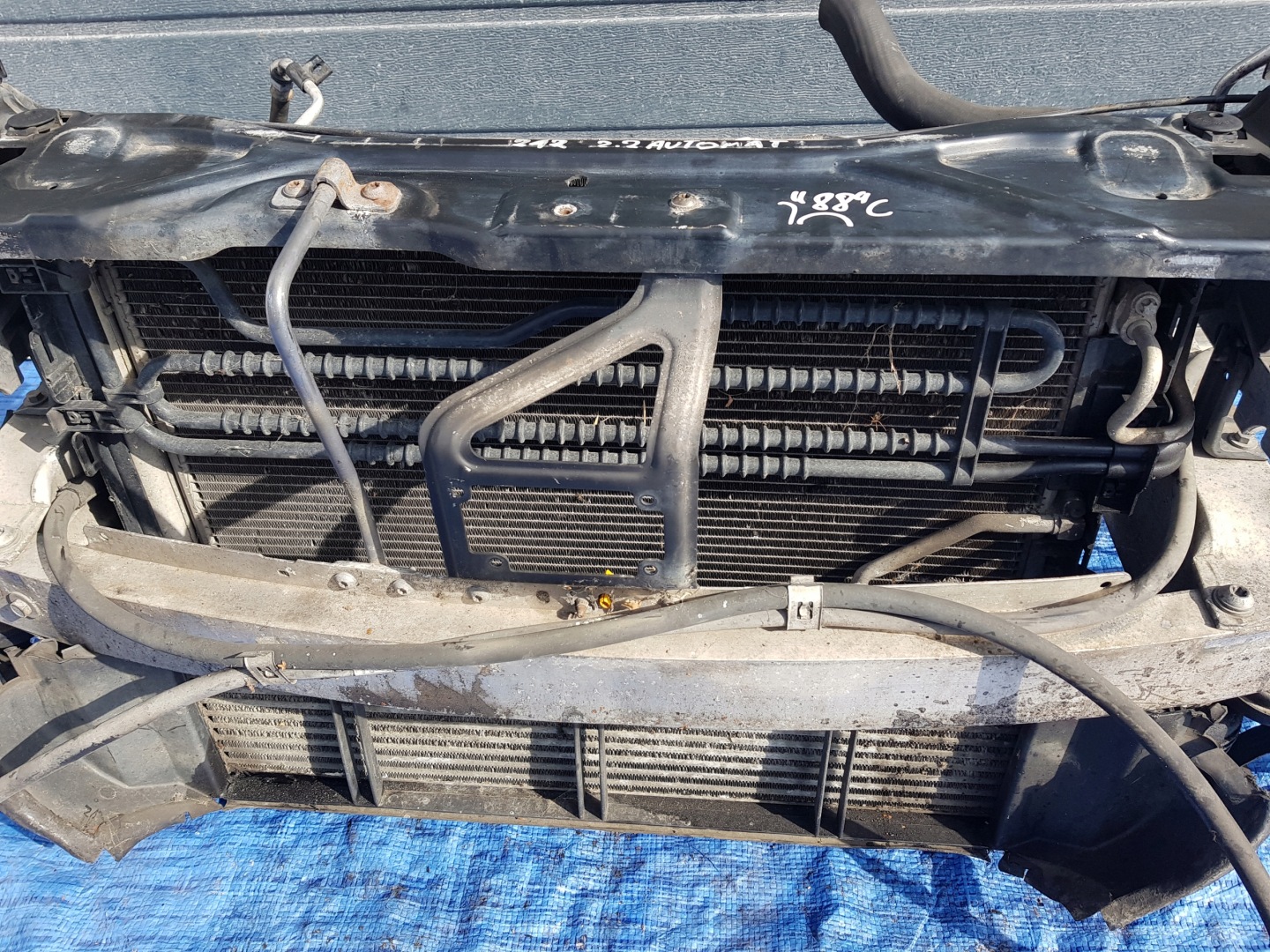 support panel for radiators radiator MERCEDES W212 2.2 CDI AUTOMAT