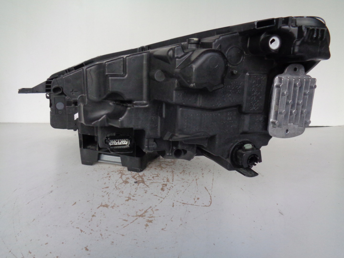 light right REFLEKTOR FORD KUGA MK3 19- FULL LED