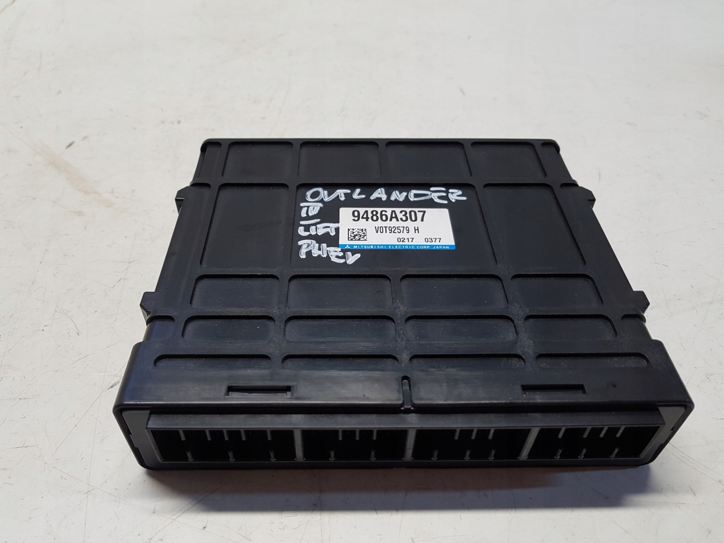 OUTLANDER III PHEV 2.4 module control unit