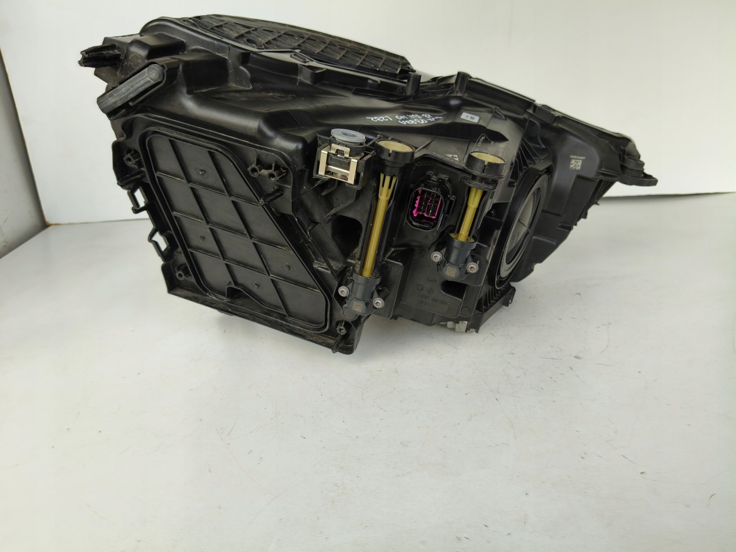 light left REFLEKTOR AUDI Q3 II 83A 18- FULL LED