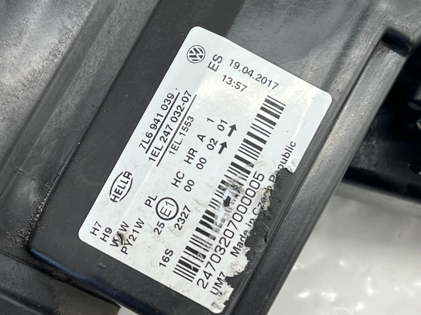 light left front VW TOUAREG 7L LIFT 7L6941039 EUROPA normal