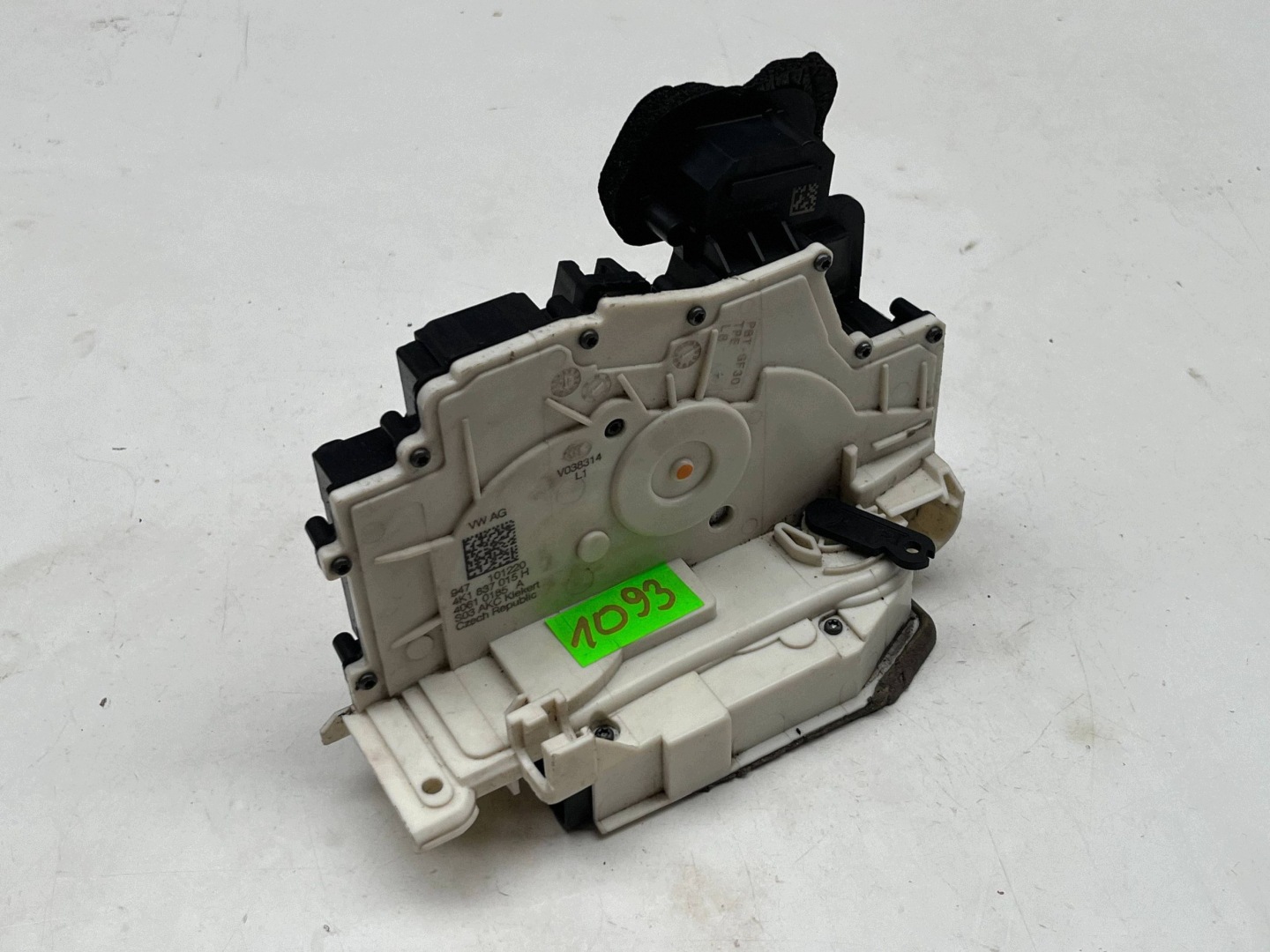 AUDI A6 C8 lock door left front 4K1837015H @M