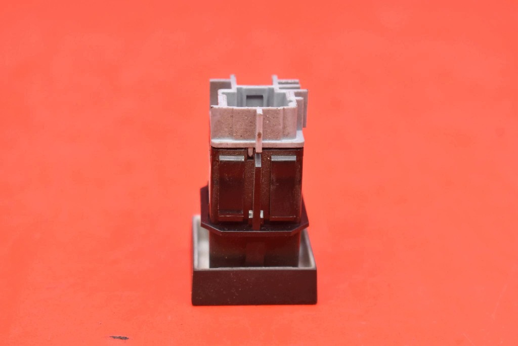 switch switch MARTWEGO POLA 251250446R DACIA DUSTER 2 II 17-21