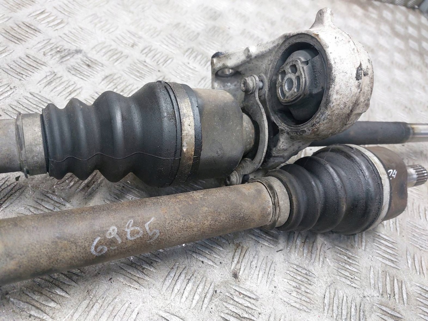 semi-axis left front + right front 5B PEUGEOT 308 and 1.6 HDI