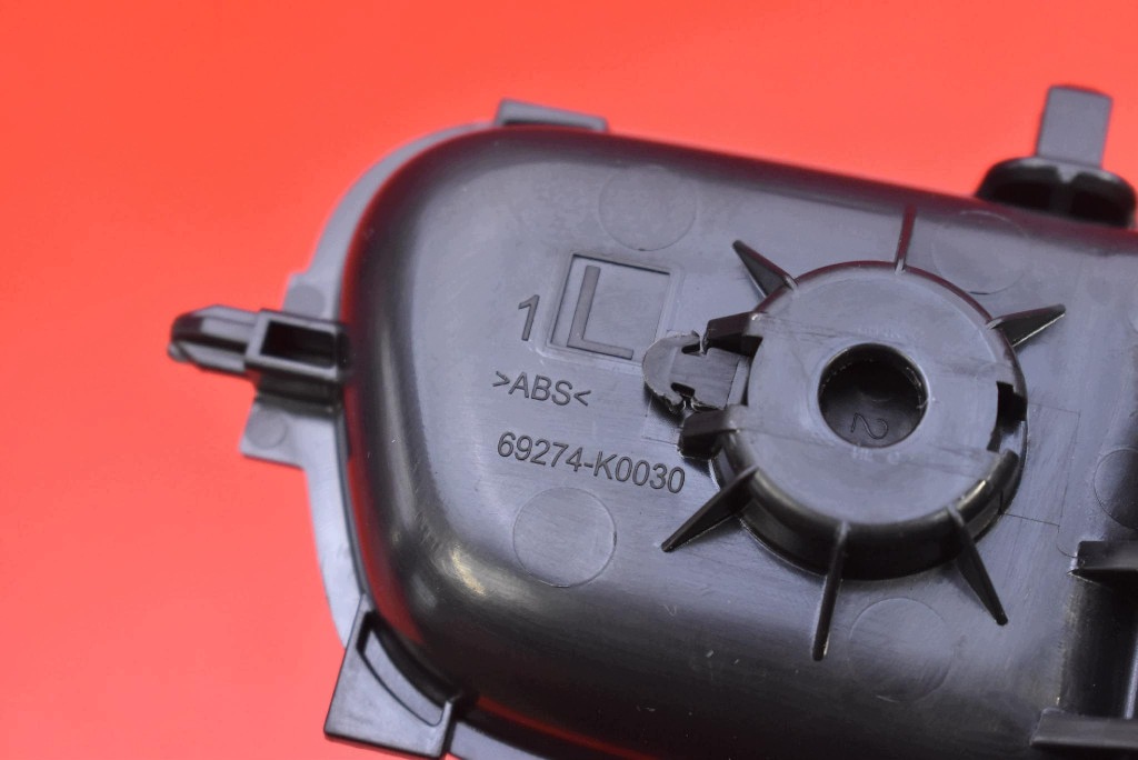 handle inner left front SREBRNA 69274-K0030 TOYOTA YARIS 4 IV GR 20