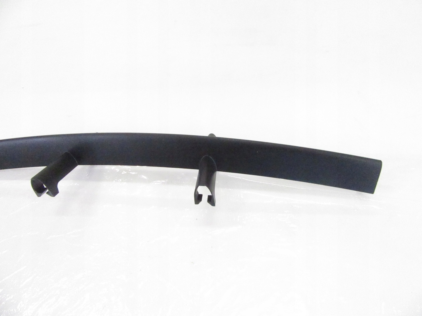 Lüftungsgitter Blende Abdeckung der Stoßstange mitte BMW e60 e61 Sedan KOMBI