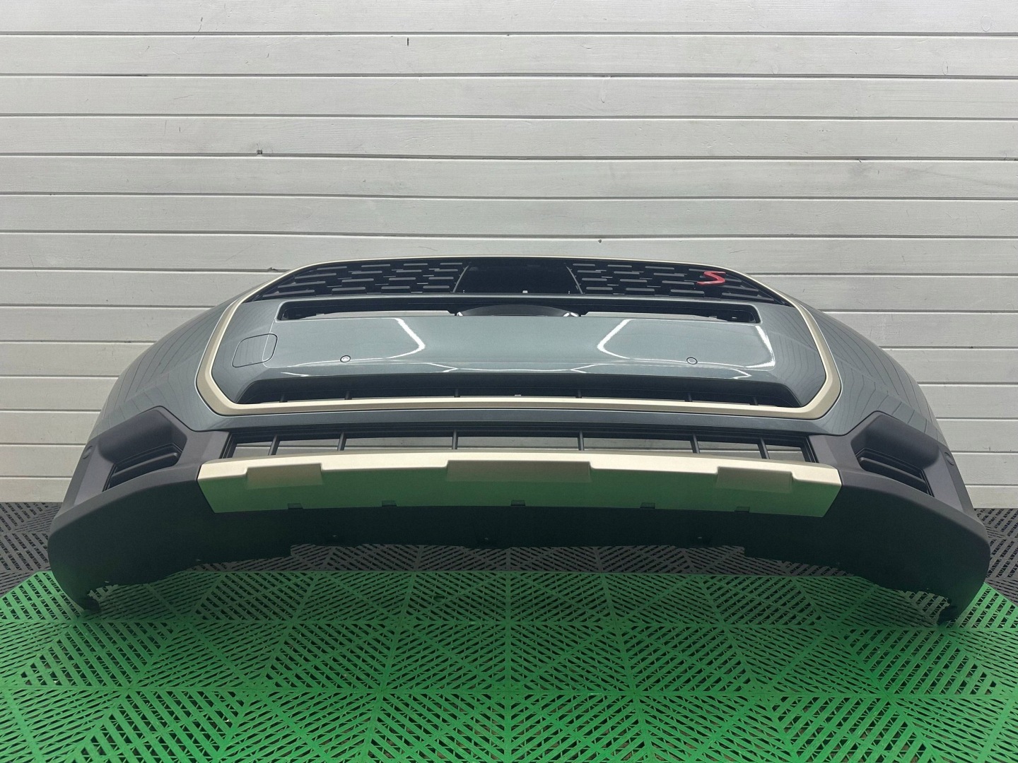 front bumper complete front Mini Countryman U25 S colour C71