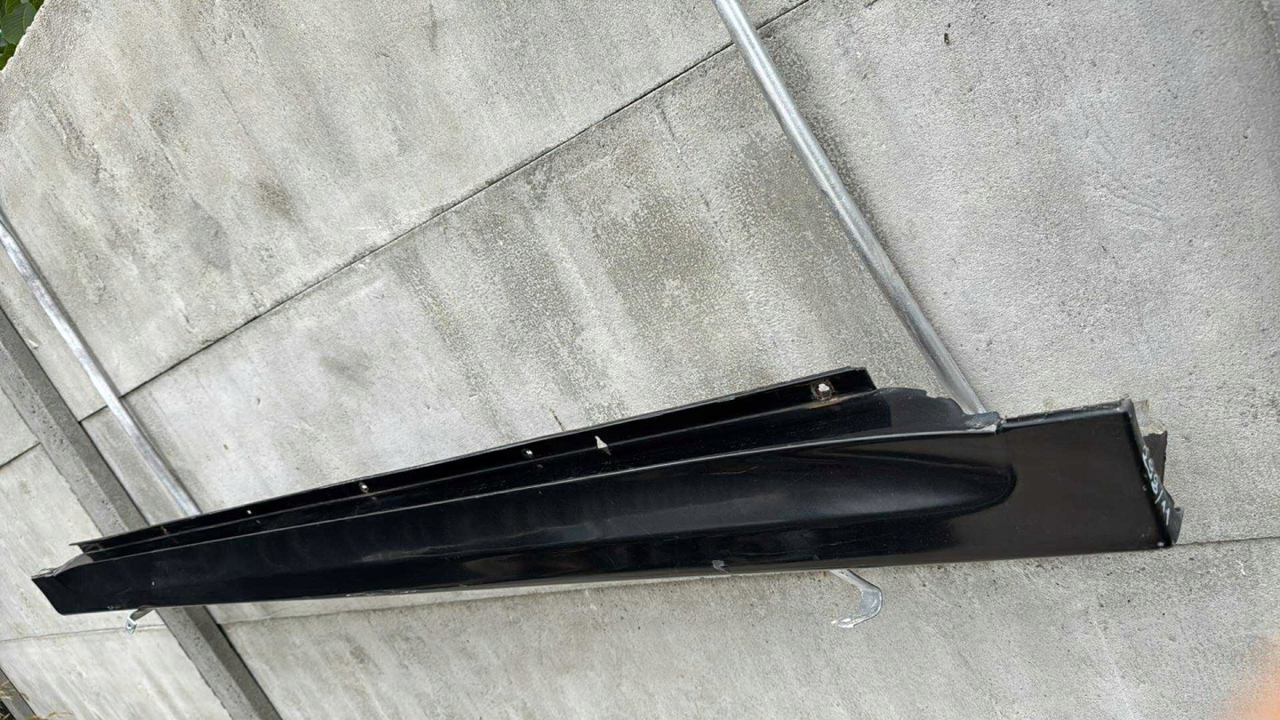 left moulding threshold SAAB 9-3 93 VECTOR ARC colour 298 sedan kombi 02-07 threshold