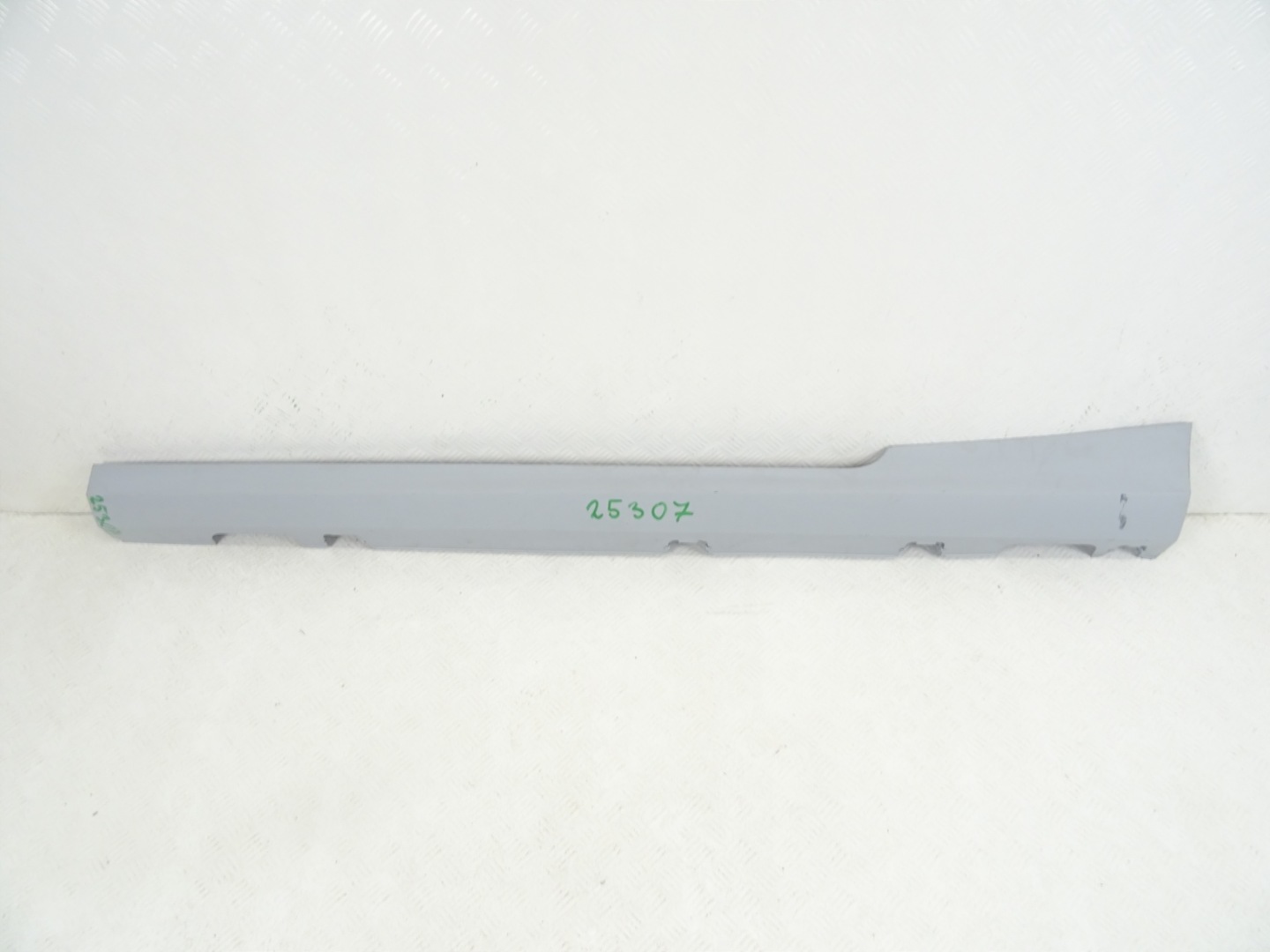 Ford Fiesta MK8 ST RS moulding threshold left