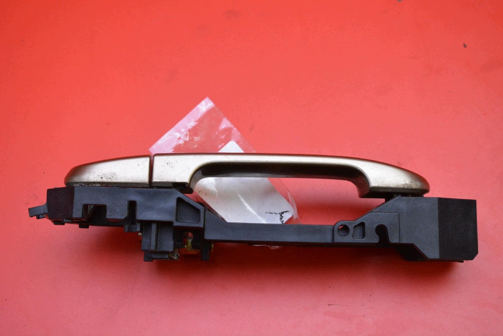 handle right front front C32 NISSAN TIIDA C11 sedan 04-08
