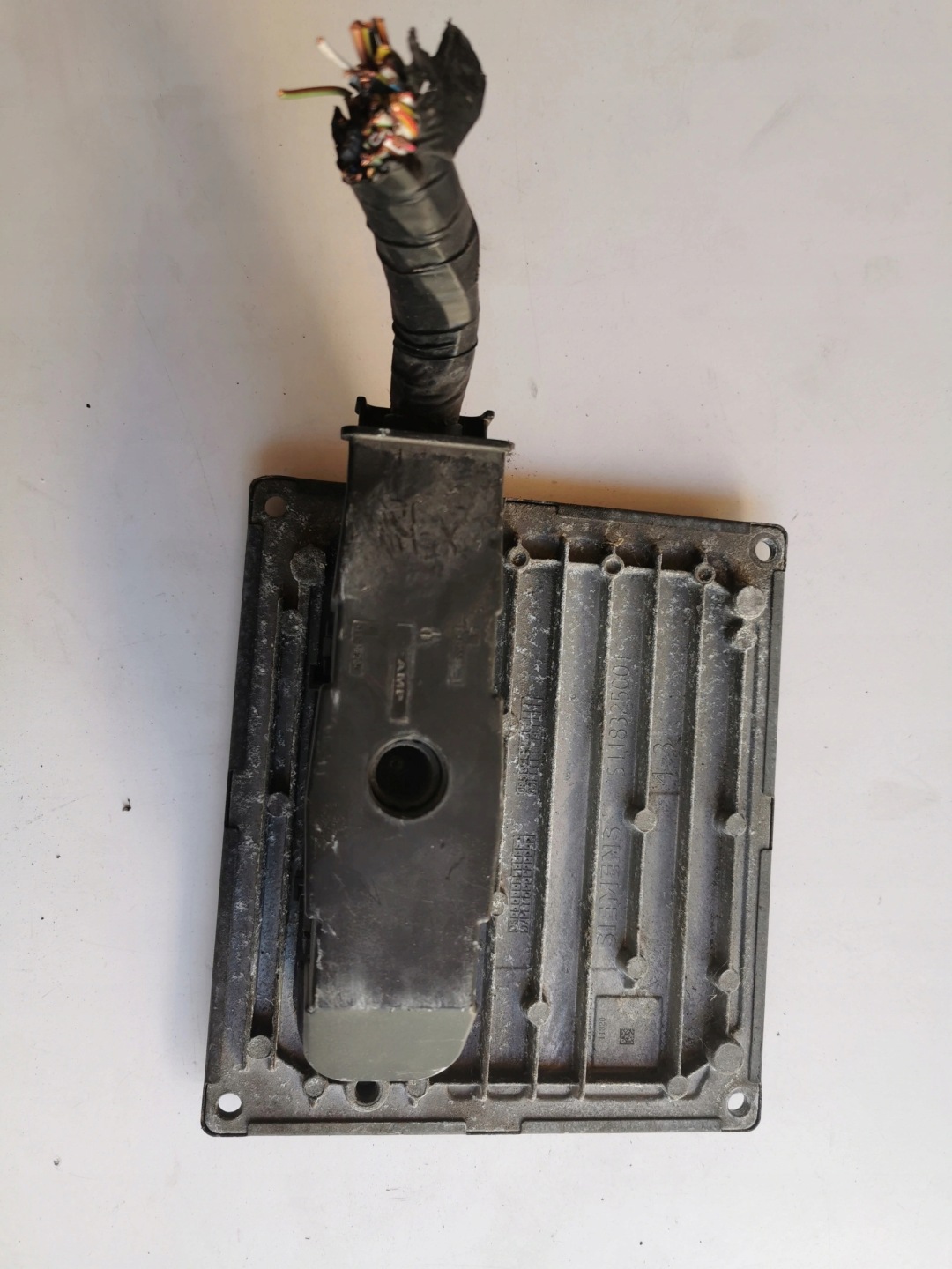 FORD ECU Ordinateur 6S61-12A650-JD S120977314 D SIM2