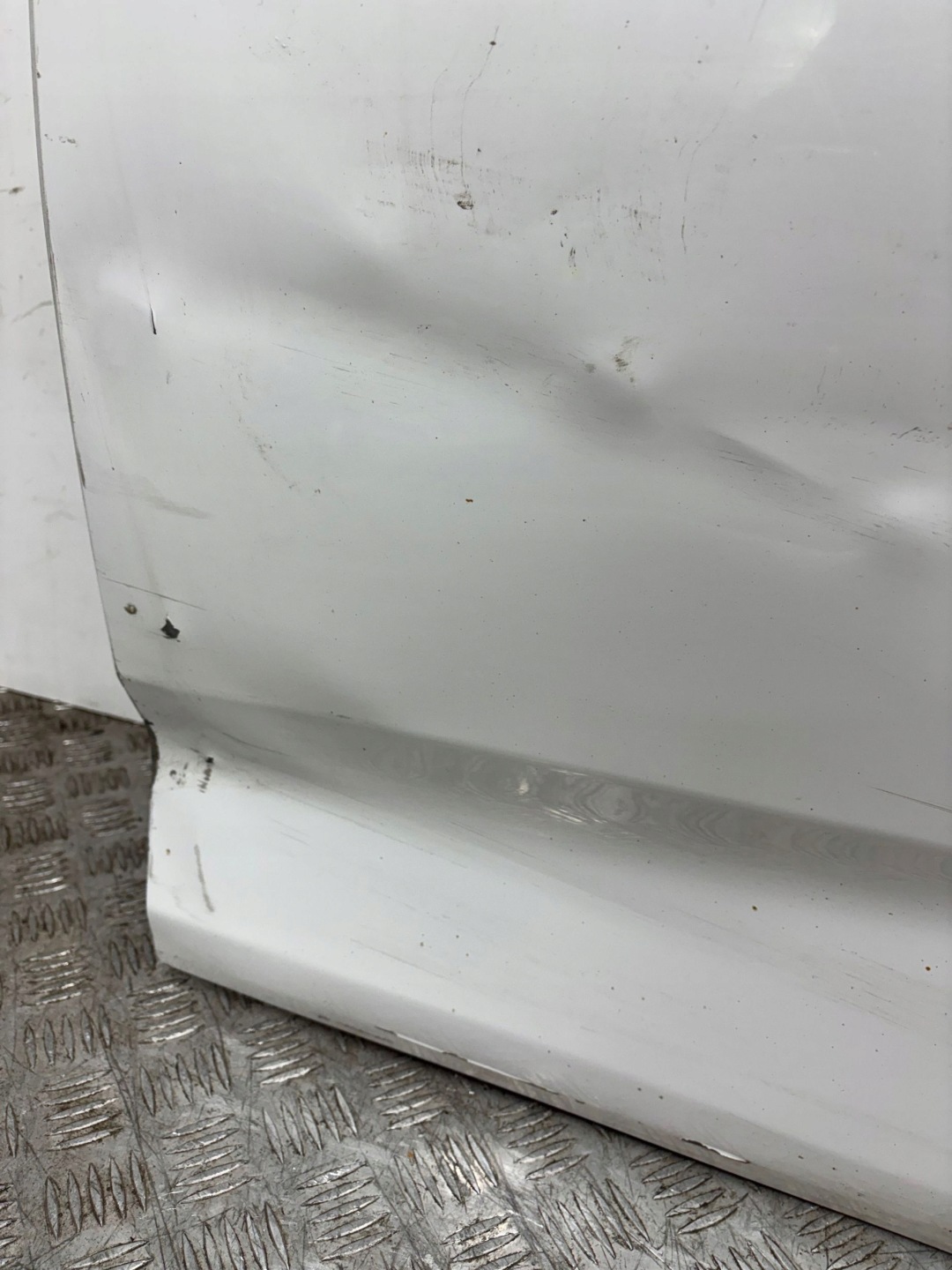 door rear part rear. left CHEVROLET SPARK