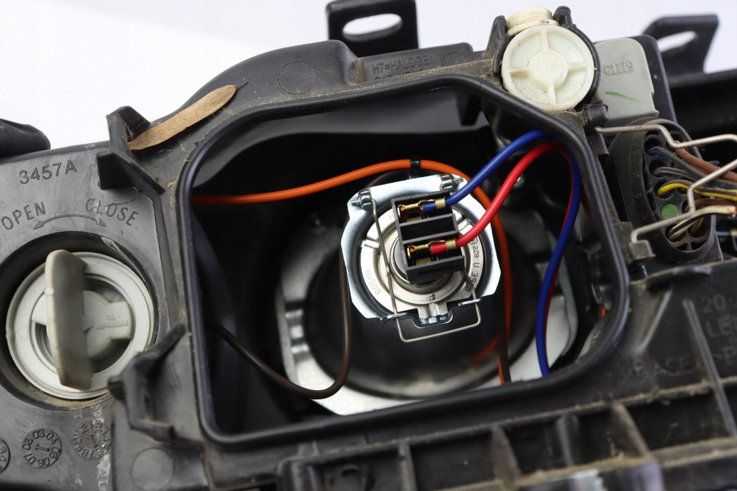 AUDI A4 B6 light front left front replacement TYC 20A008 EUROPA