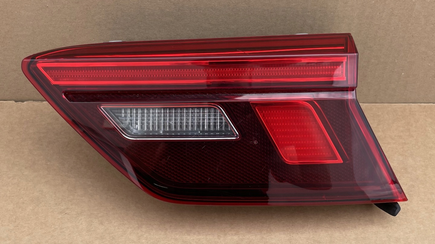 Feux phare TIGUAN 5NA945094F LED Original Droit Comme Neuf