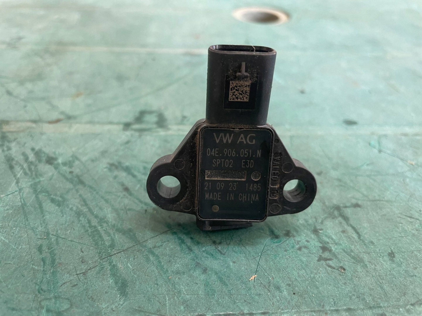 Sensor MAP SKODA KAROQ 04E906051N @M