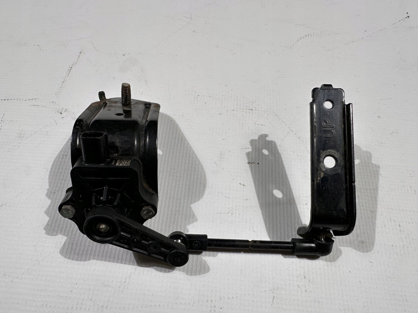 sensor of the level lights front przedniej Lincoln Continental 2017+