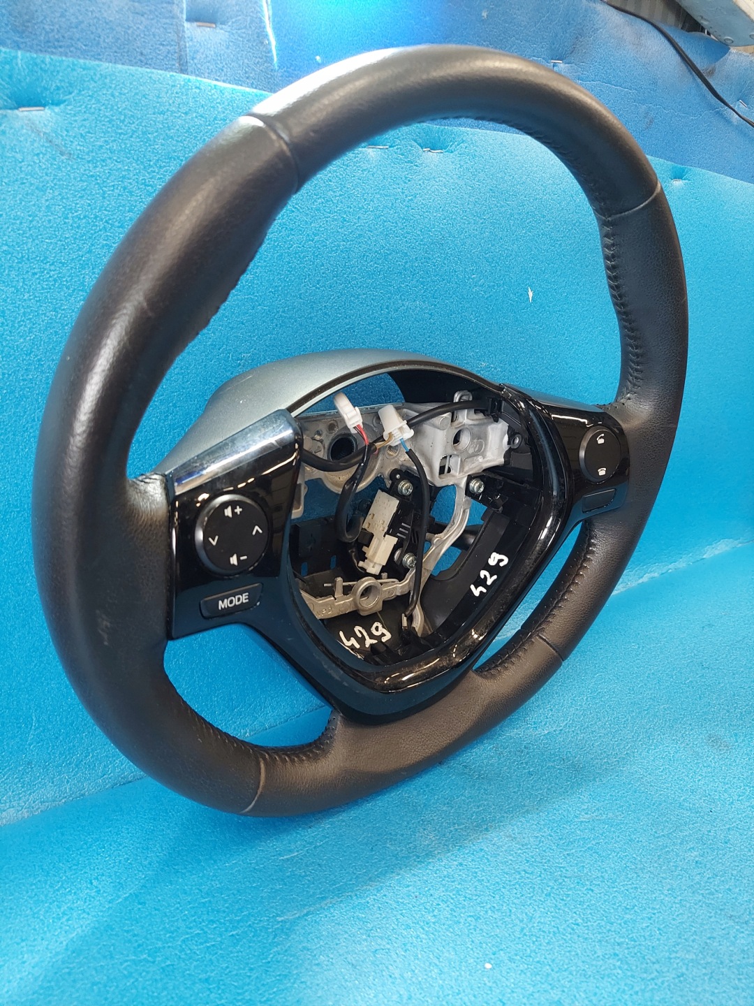 lenkrad TOYOTA AYGO II GS13114800
