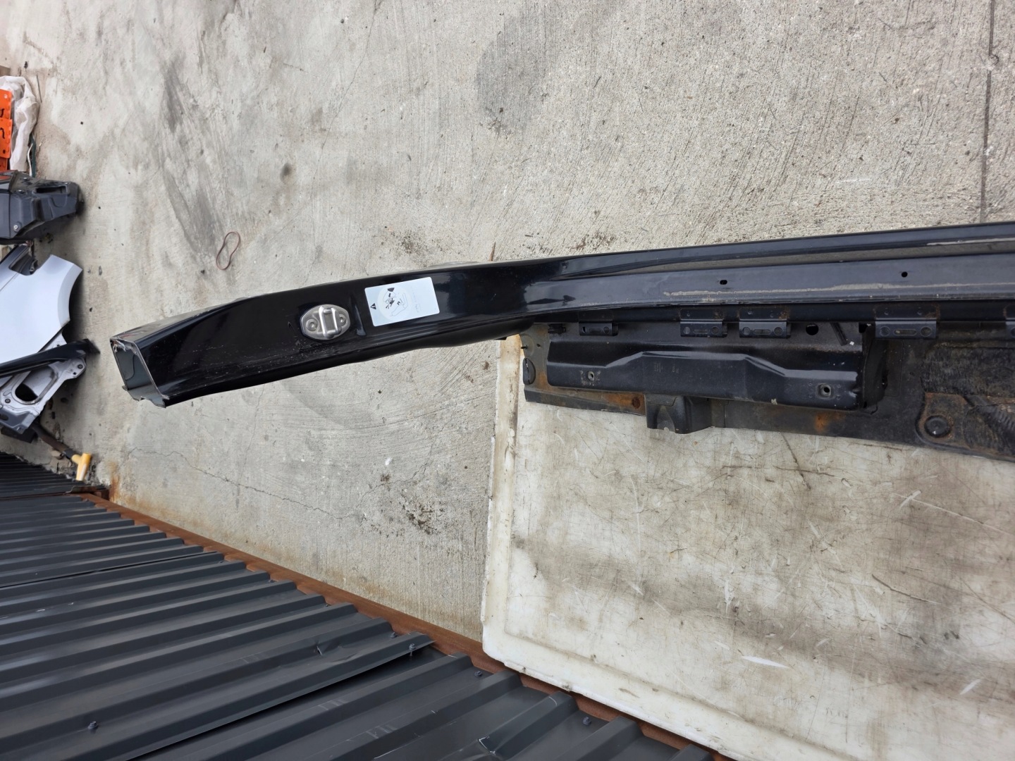 quarter threshold pillar B left side driver´s AUDI Q3 8U 2011-2016 original !