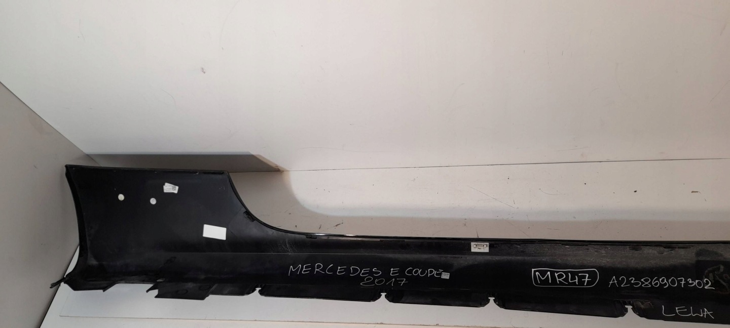 Mercedes-Benz E W238 cap threshold right A2386907302 (MR47)