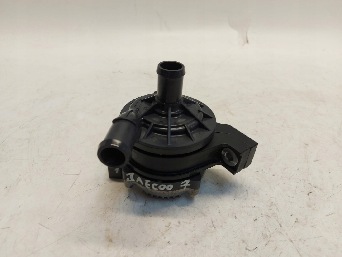 Cherry Jaecoo 7 PHEV 1.5 T-GDI water pump electrical 302001796AA-JLK01