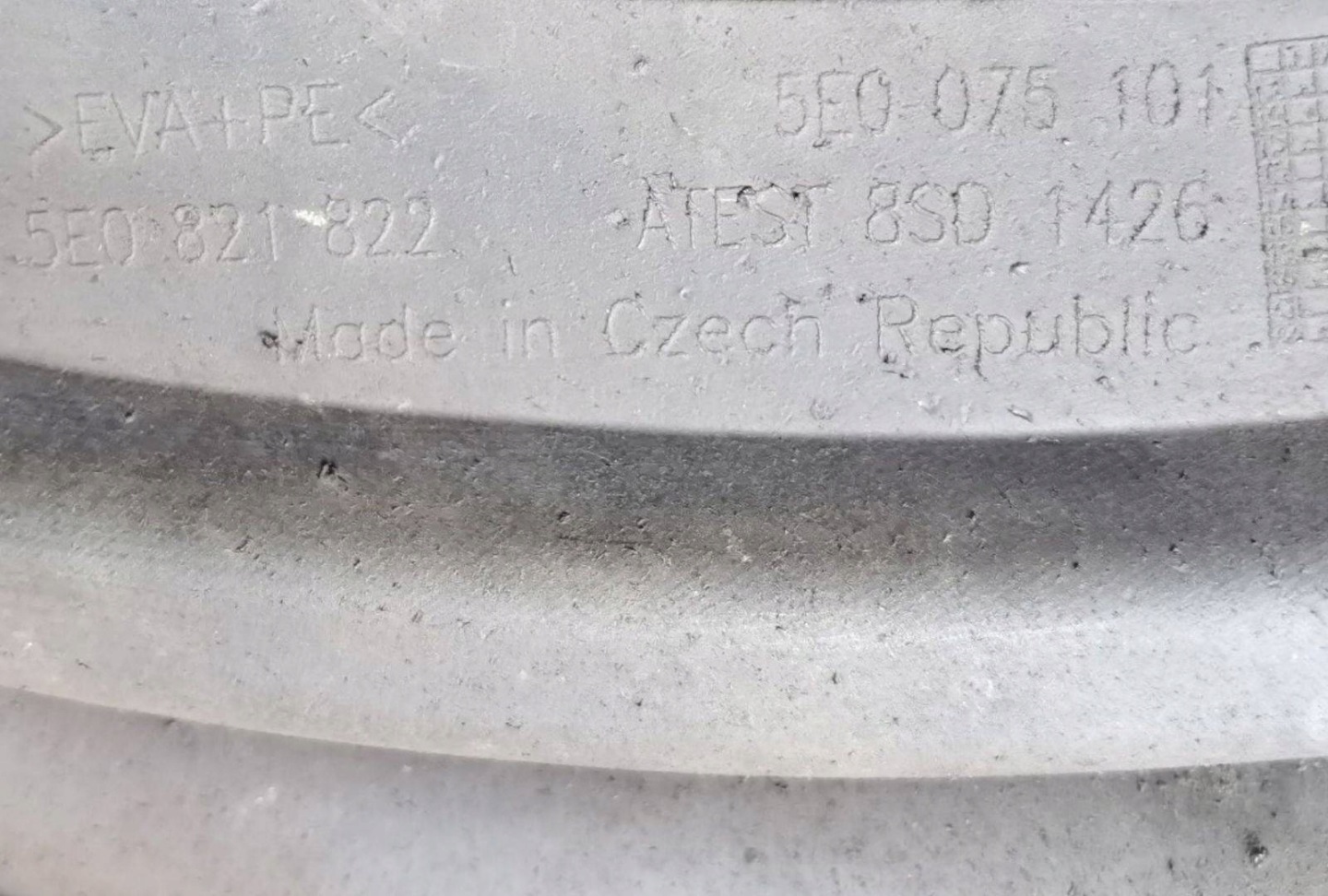 schmutzfänger heck Skoda Octavia 3 5E 2015 5E0821822