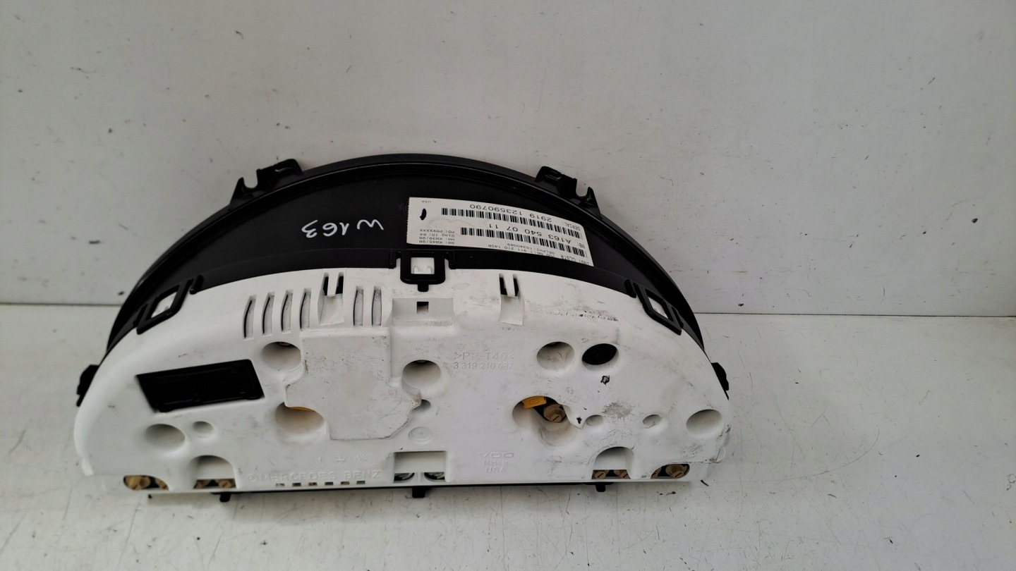dials 1635400711 Mercedes ML W163