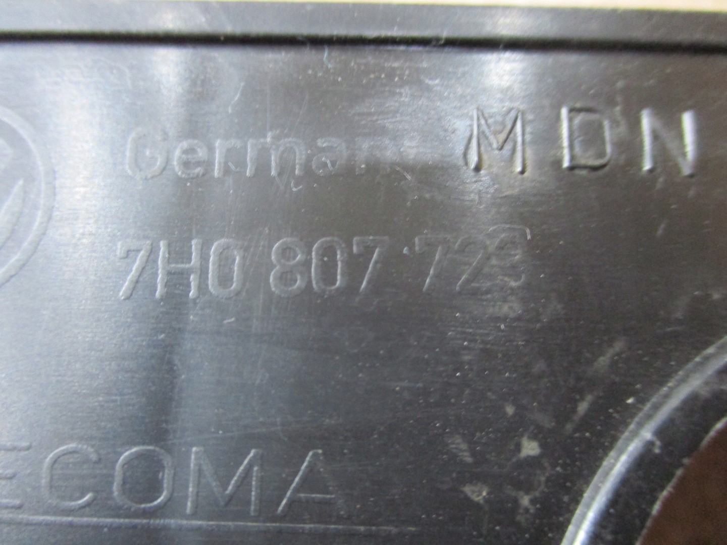 support central of a bumper rear part VW T5