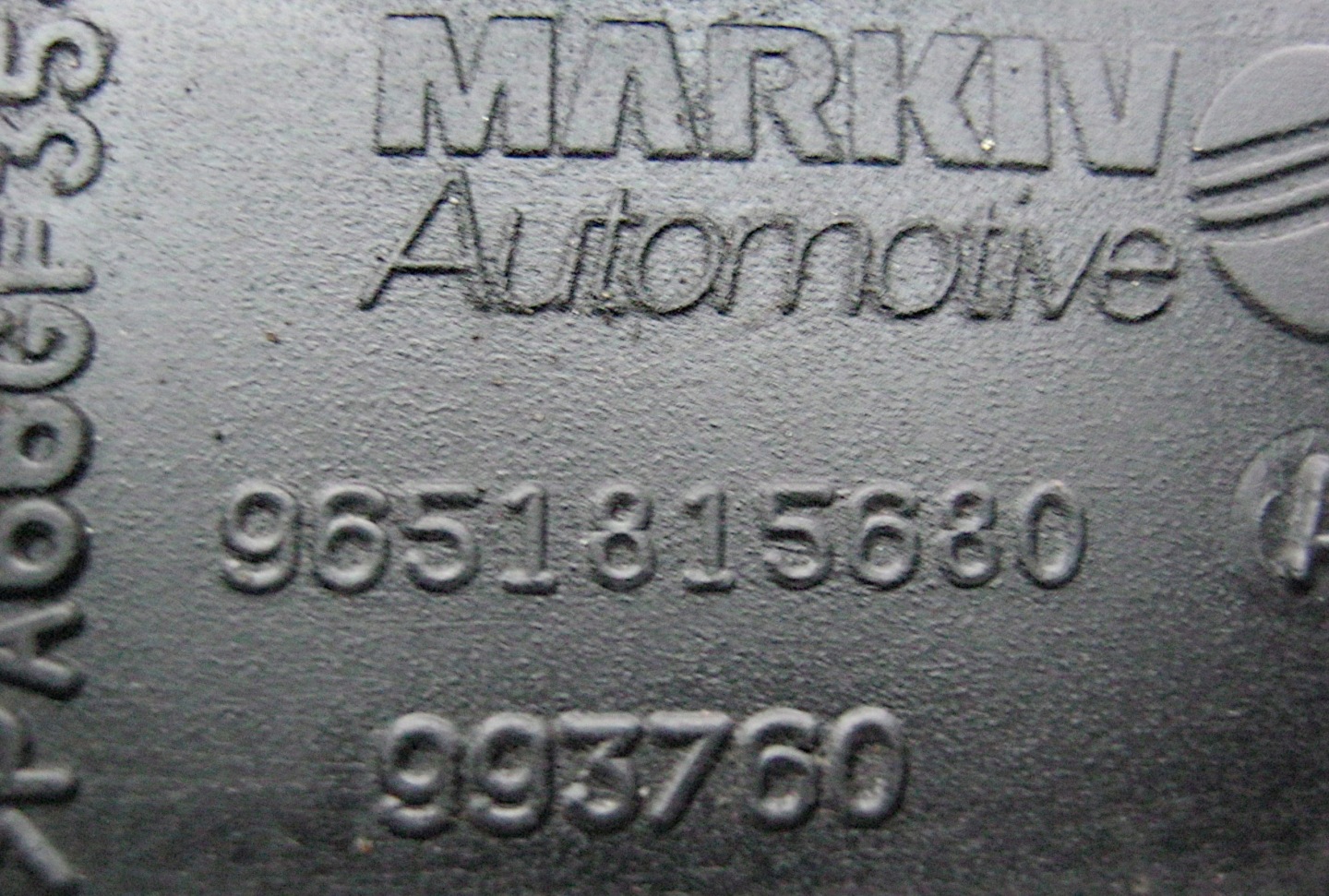 Abdeckung der Ventile C2 C3 206 207 1.6 HDI 9651815680