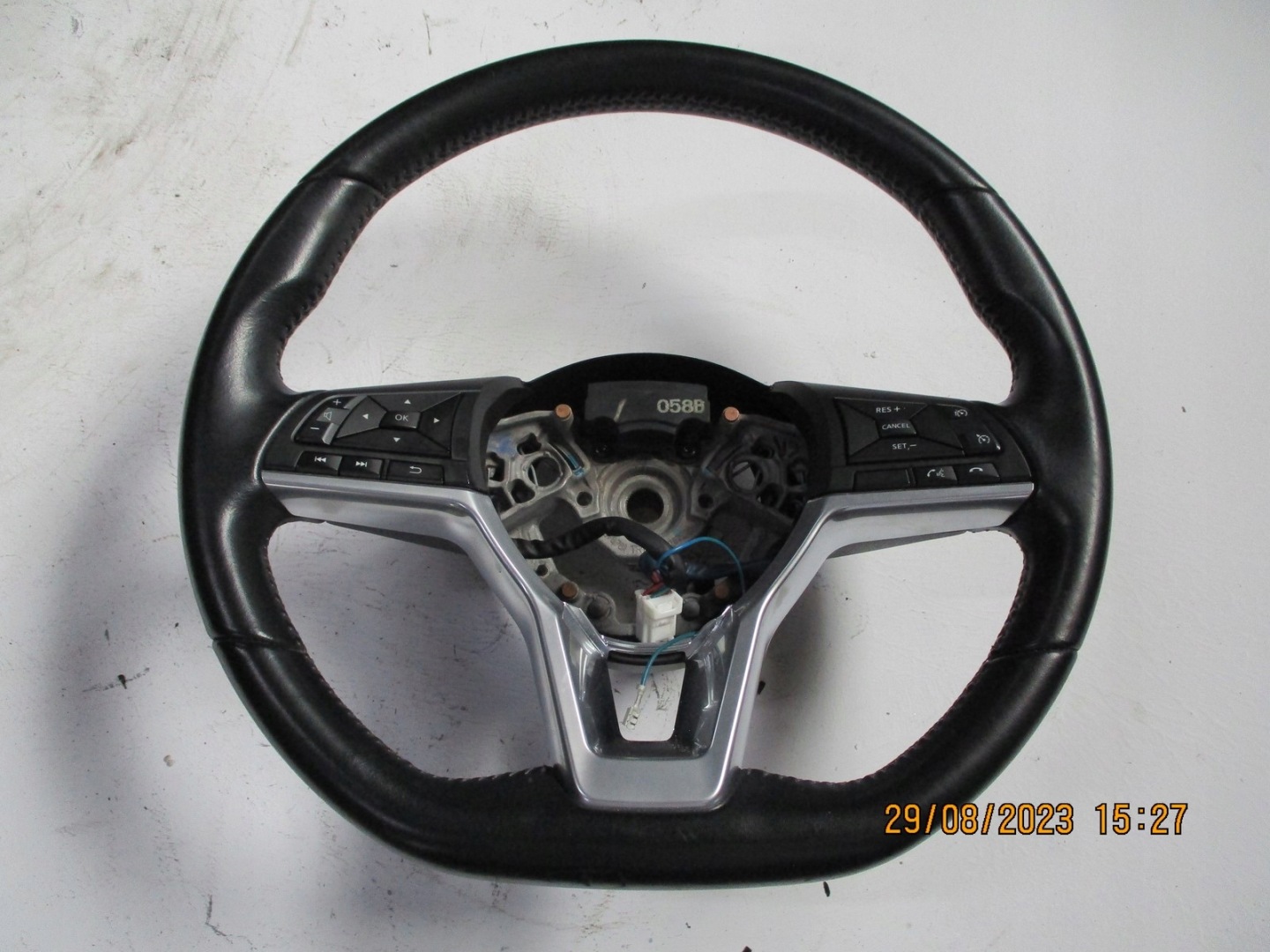 lenkrad NISSAN QASHQAI II J11