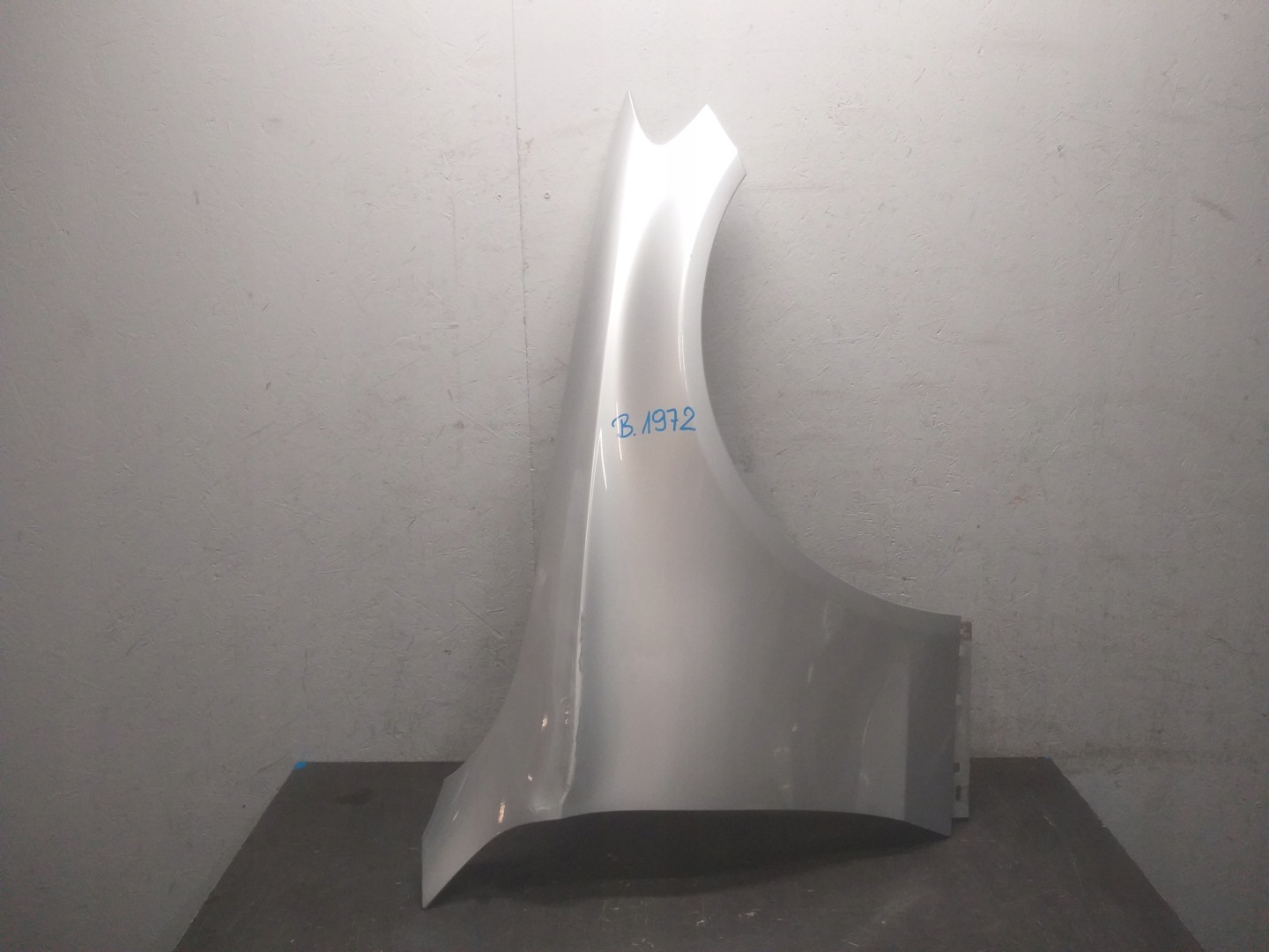 fender front right MERCEDES C KLASA W205