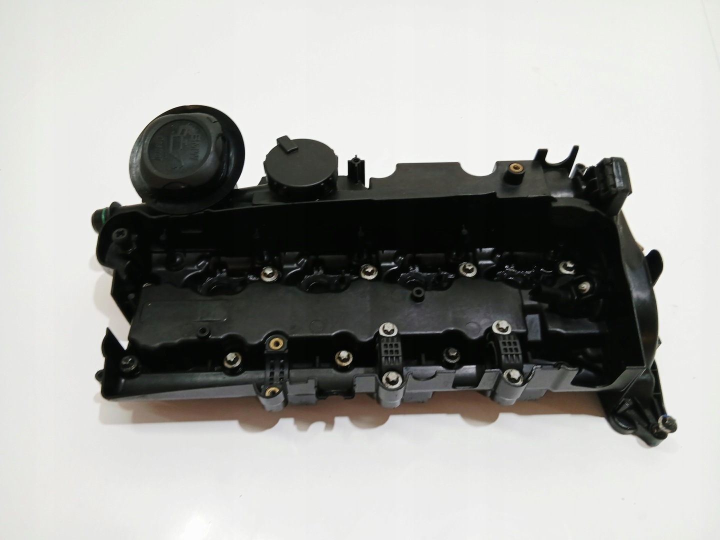coperchio valvola BMW BMW E60 E61 E84 E87 N47 2.0D 7797613 (0000129)