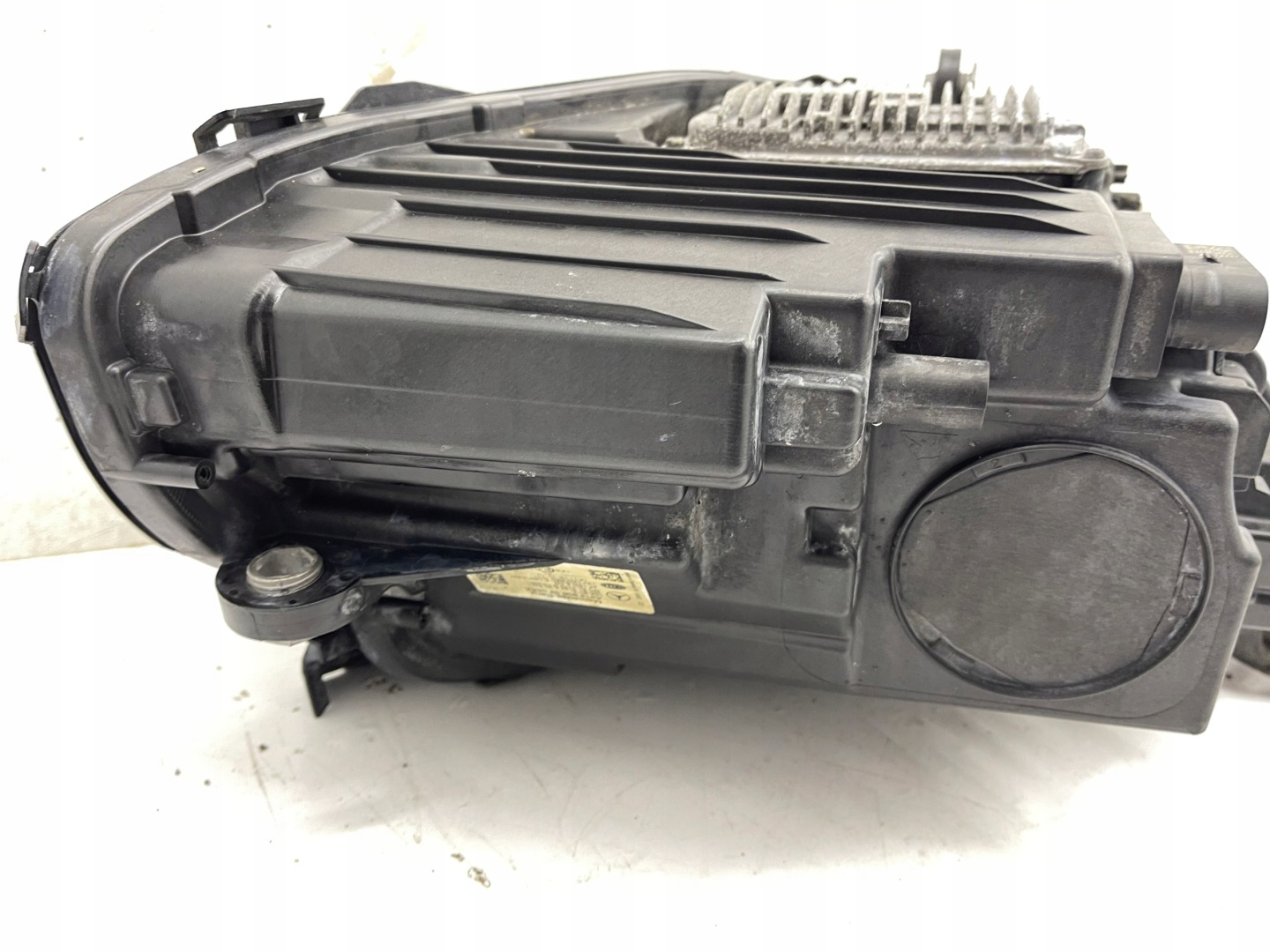 MERCEDES E KLASA W213 2016-2020 light front PERFORMANCE left EUROPA