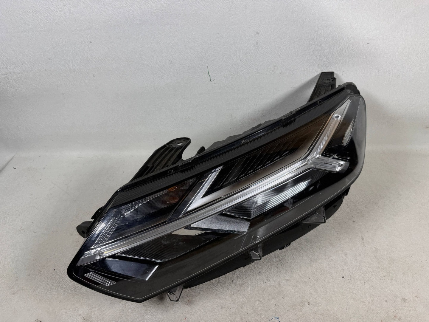Dacia Sandero 3 III light full led left front front