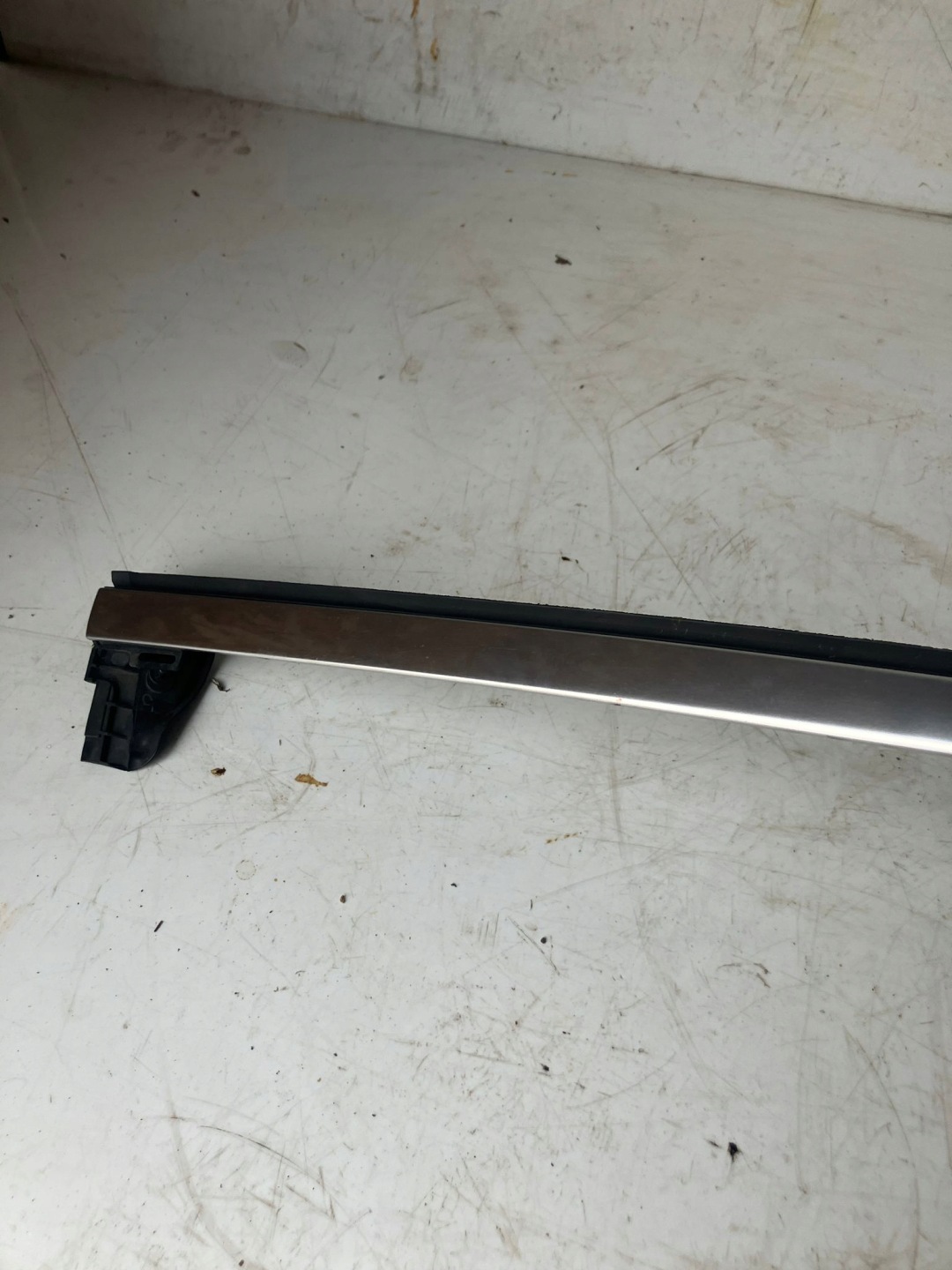 moulding CHROM door upper right front CITROEN C4 PICASSO II 9677096480 #25
