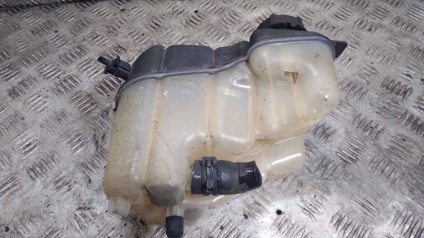 Réservoir eau FORD MONDEO MK 4 6G918K218