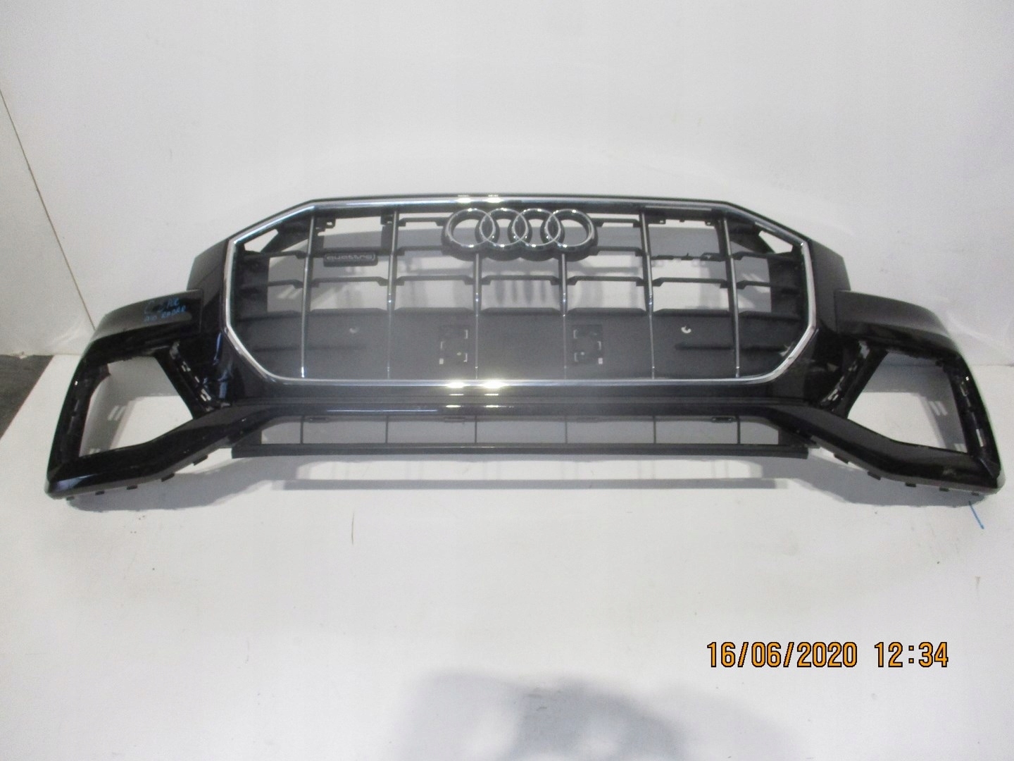branik AUDI Q8 PDC ispod RADAR prednji dio