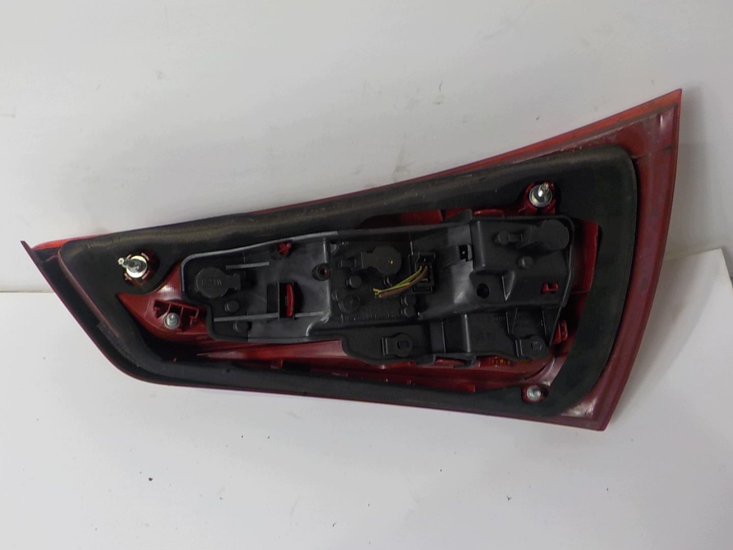 AUDI A1 light to the bonnet left rear left rear part 8X0945095D