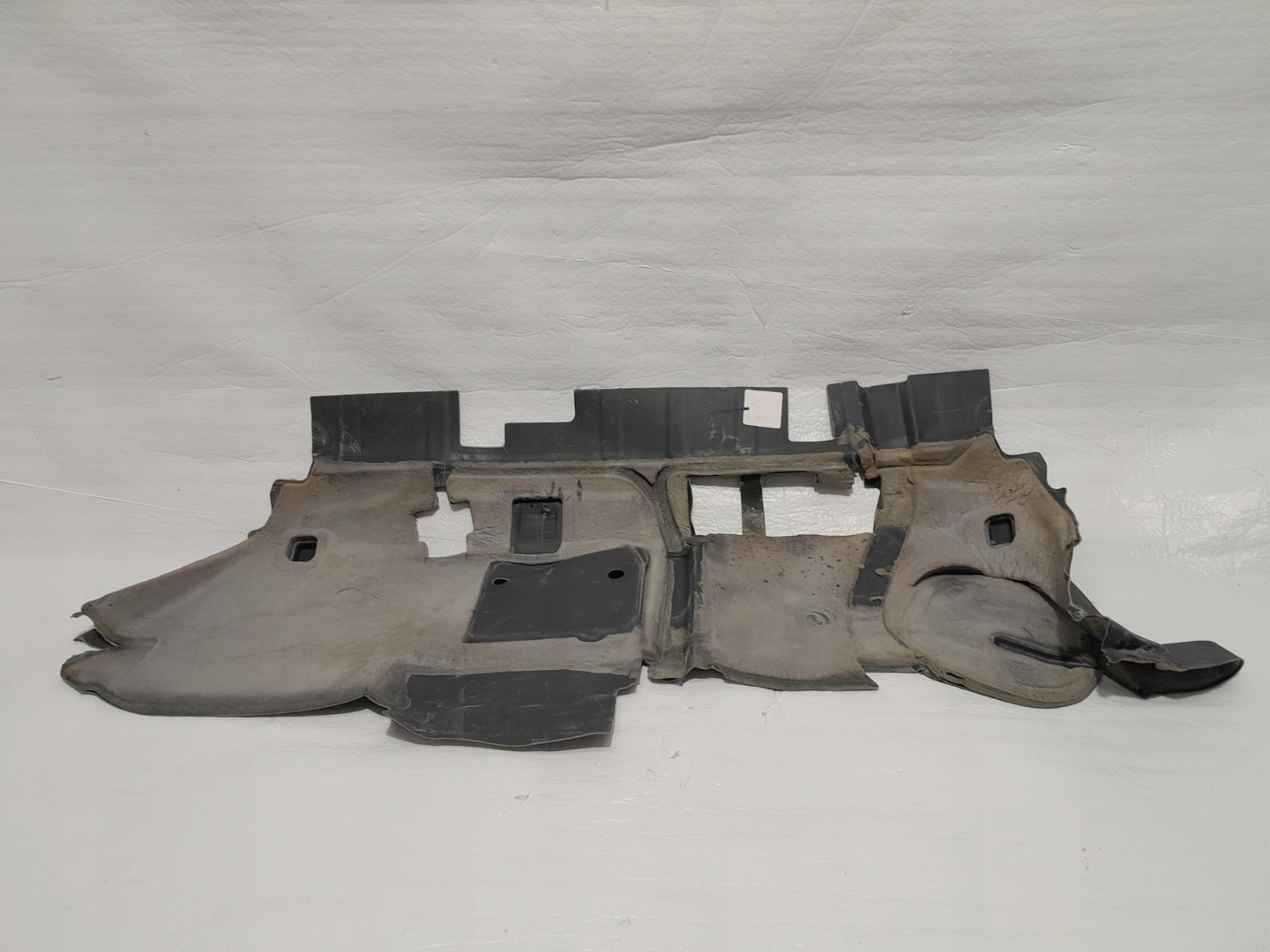 AUDI Q5 II 80A hangszigetelő MATA 80A863545C