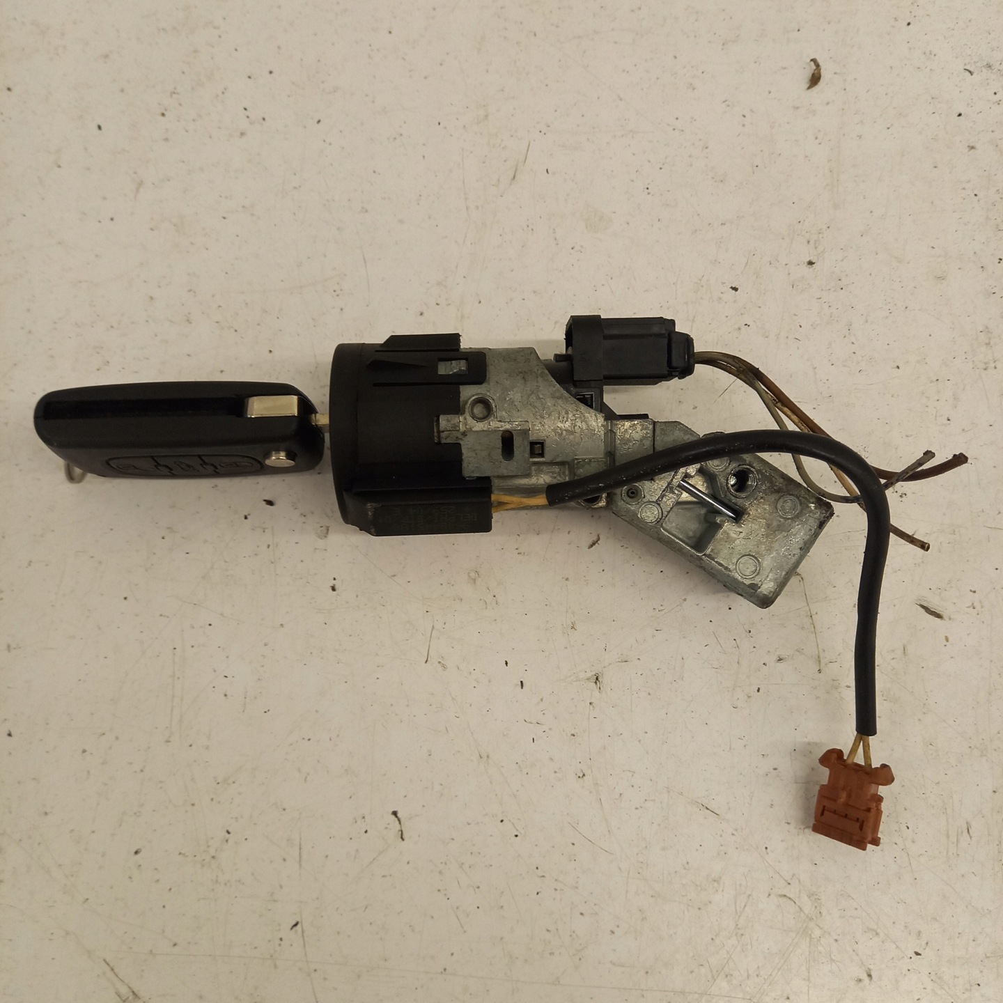ignition Z KLUCZYKIEM PEUGEOT 407 N0502073