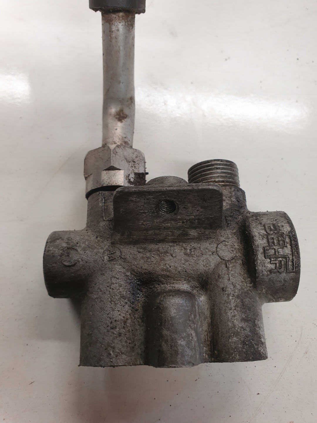 REGULATOR TEMPERATURY OLIO AUDI Q7 LIF 7L0317027A