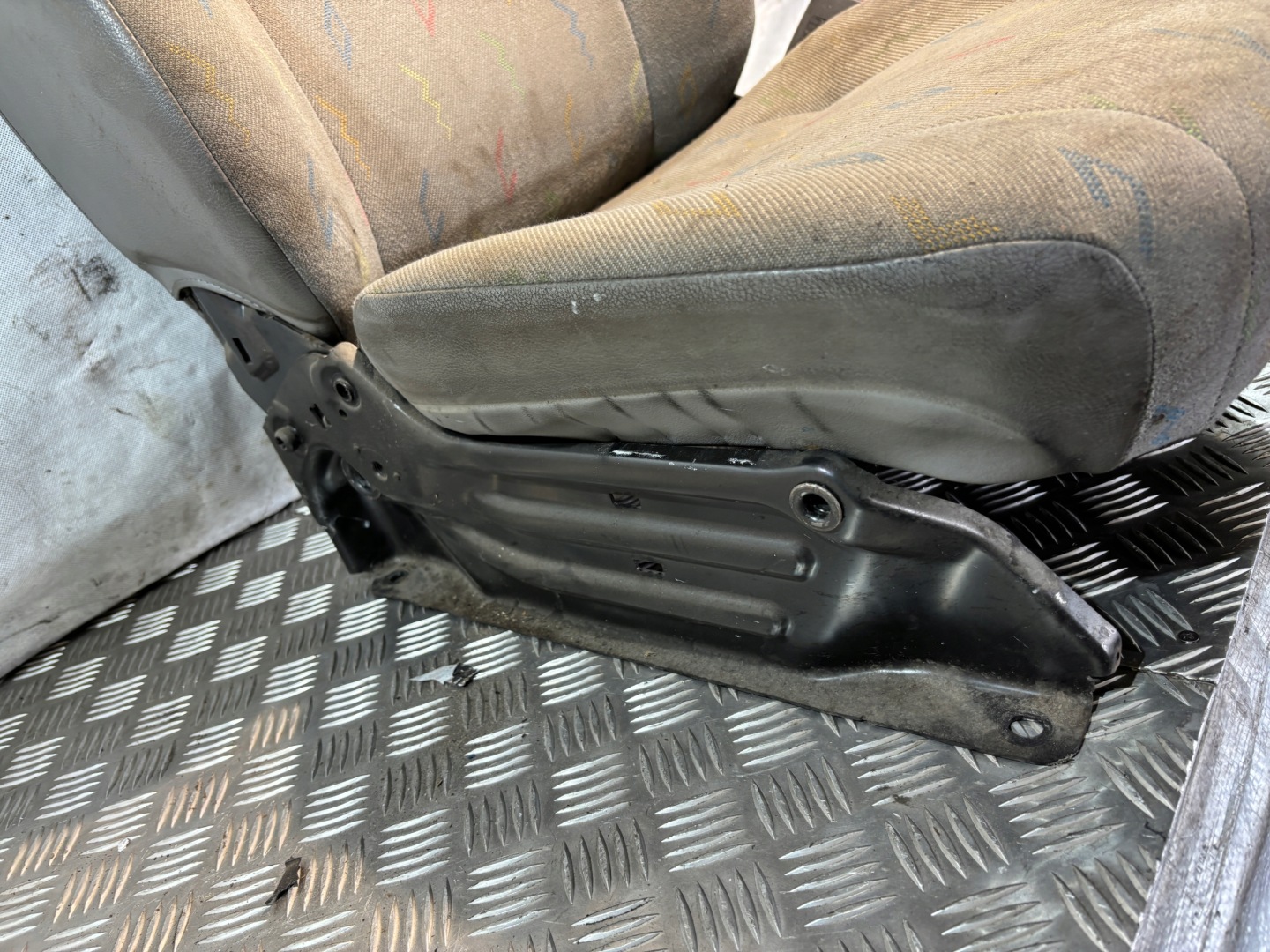 sedačka spolujezdce pravý předek Volkswagen Crafter a