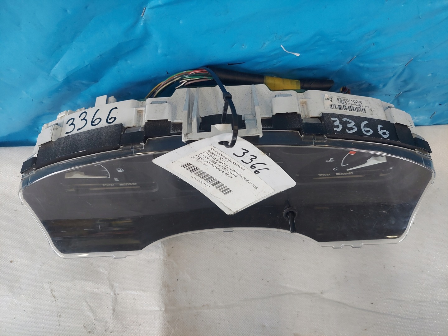 dials clock TOYOTA STARLET 1.3 B 83800-10200