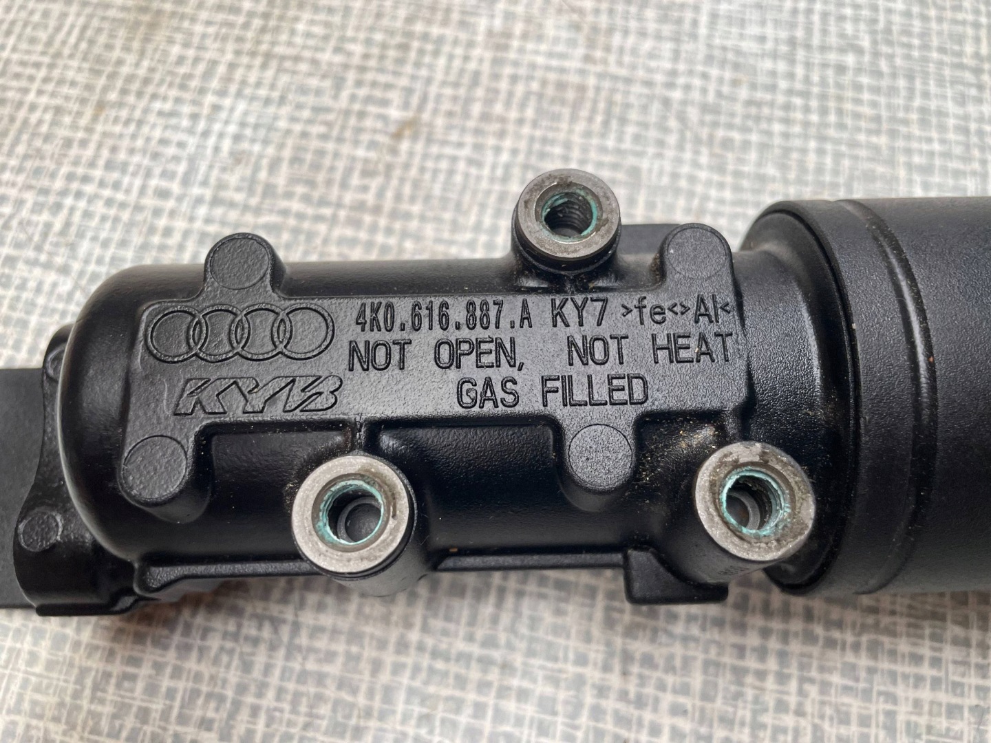 Sensor REGULATOR CENTRALNY Achsträgers AUDI A6 S6 C8 4K 4K0616887A @A