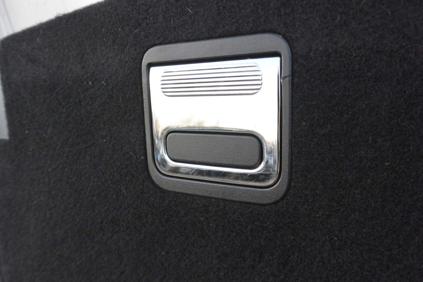 floor boot MERCEDES GL X164 5 MIEJSC