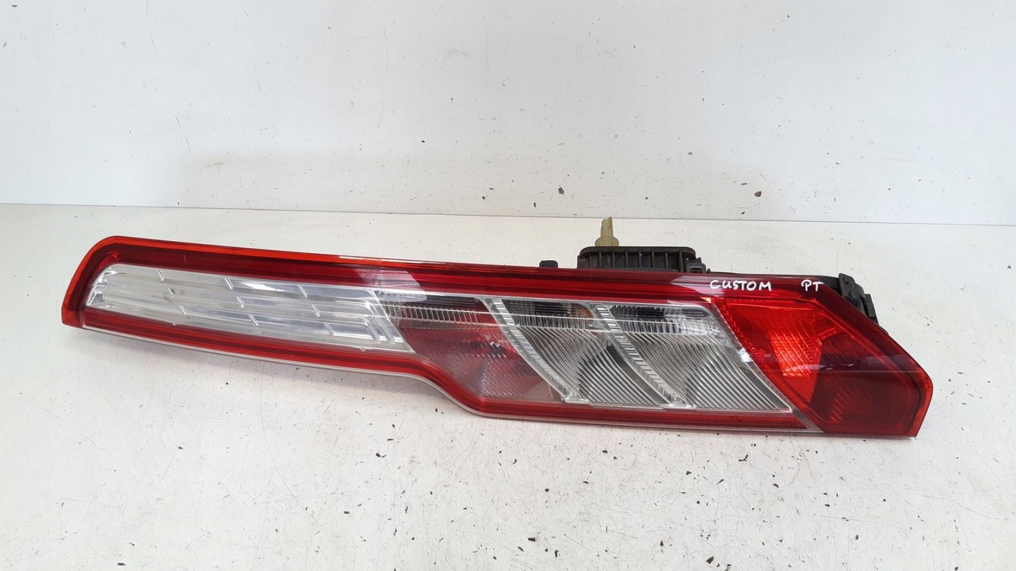 light rear part rear right w fender Ford Transit Custom 2,2 TDCI