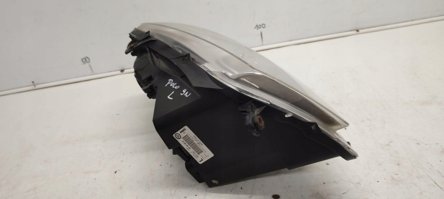 light front front left VW Polo 9N LIFT