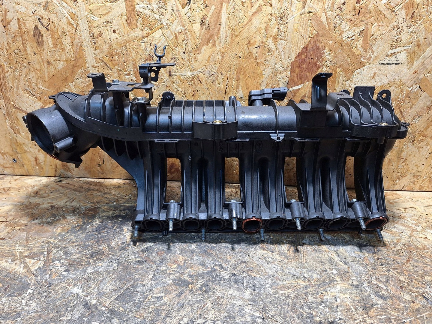 intake manifold RANGE ROVER EVOQUE and 204DTD GD43-9424-CB