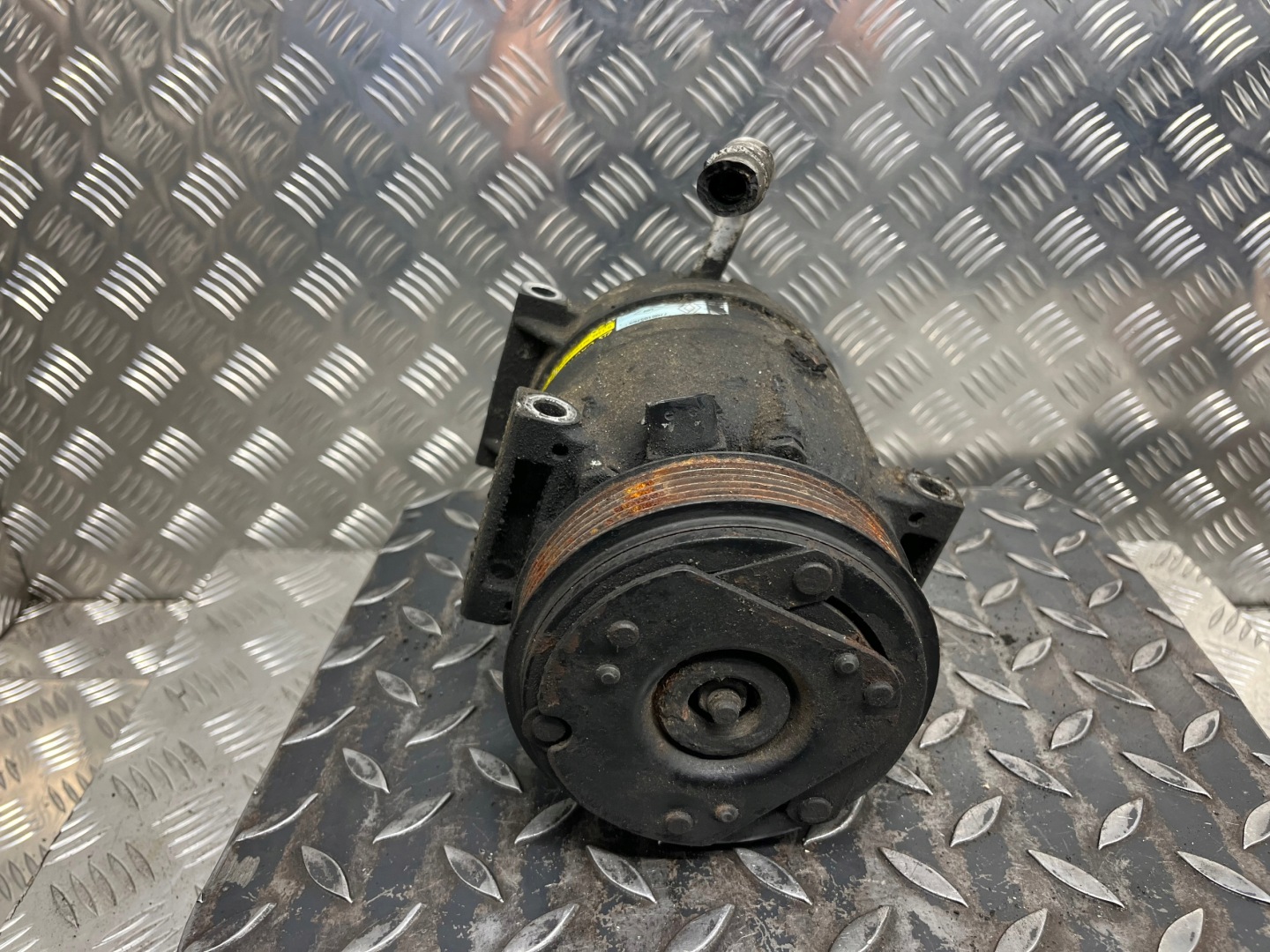 air conditioning compressor RENAULT LAGUNA 2 7700105765