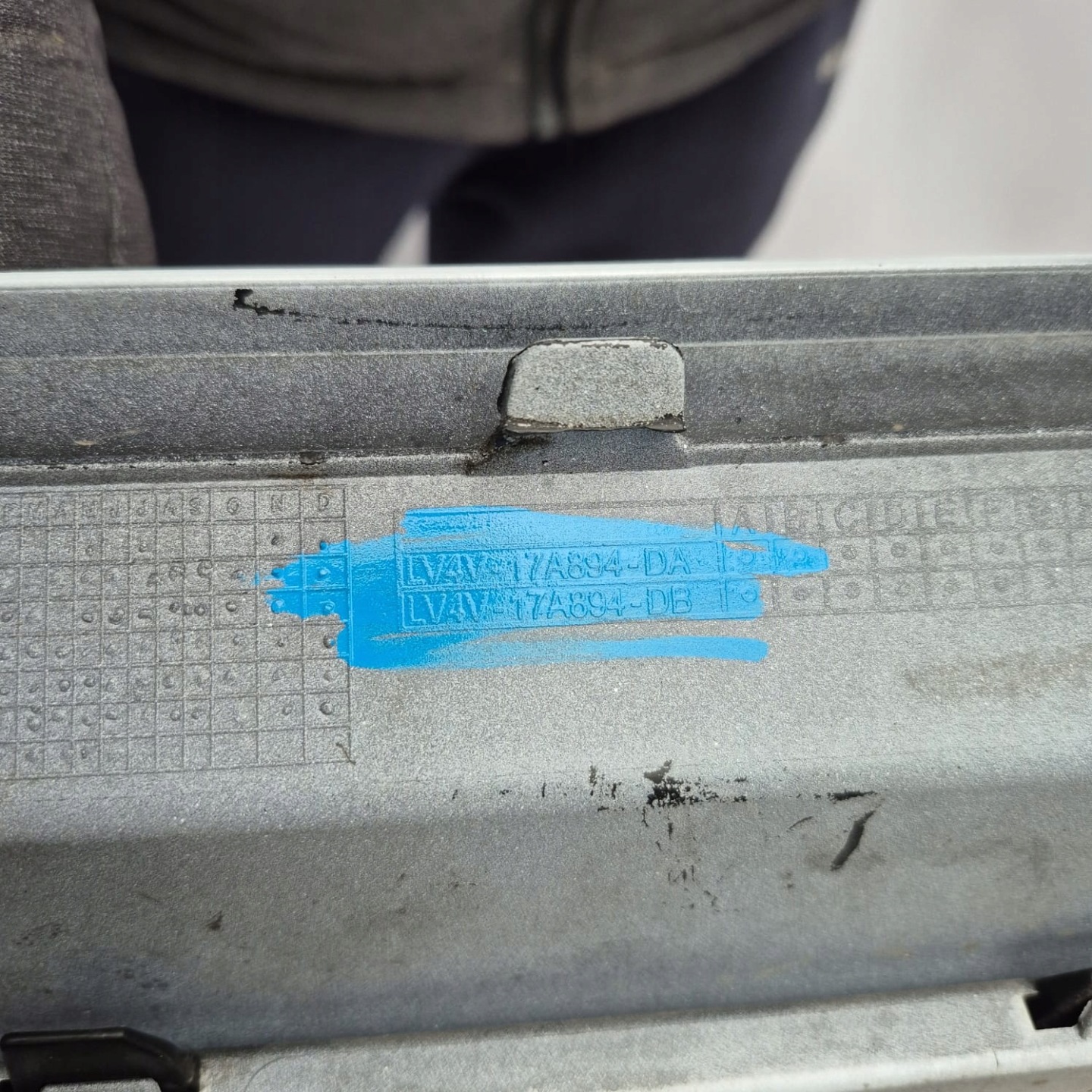FORD ESCAPE 3 III bumper rear part rear